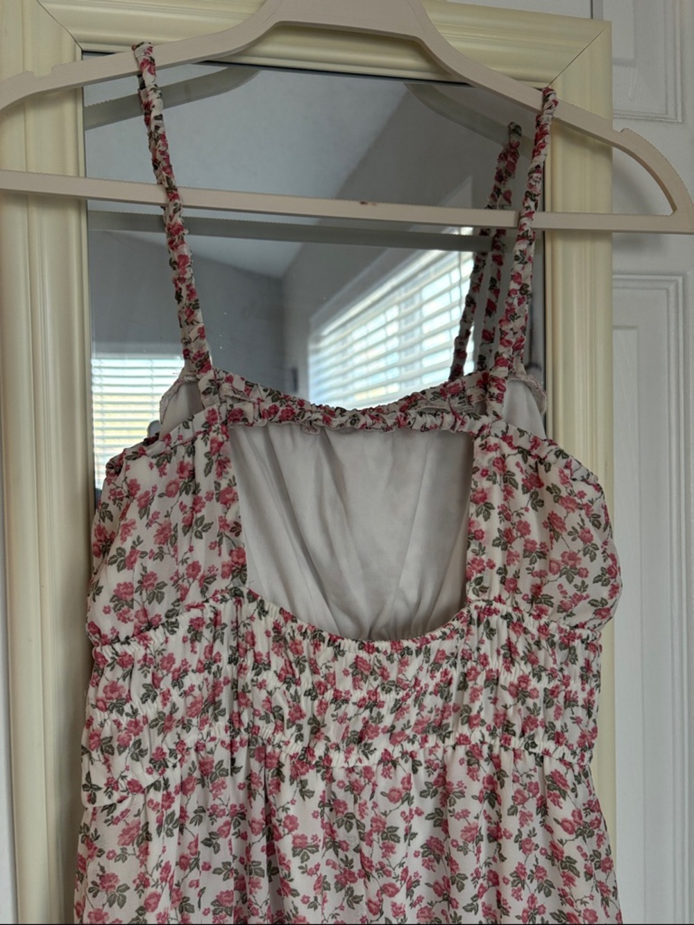 Trixxi Pink Floral Tiered Maxi Dress - Picture 4 of 9